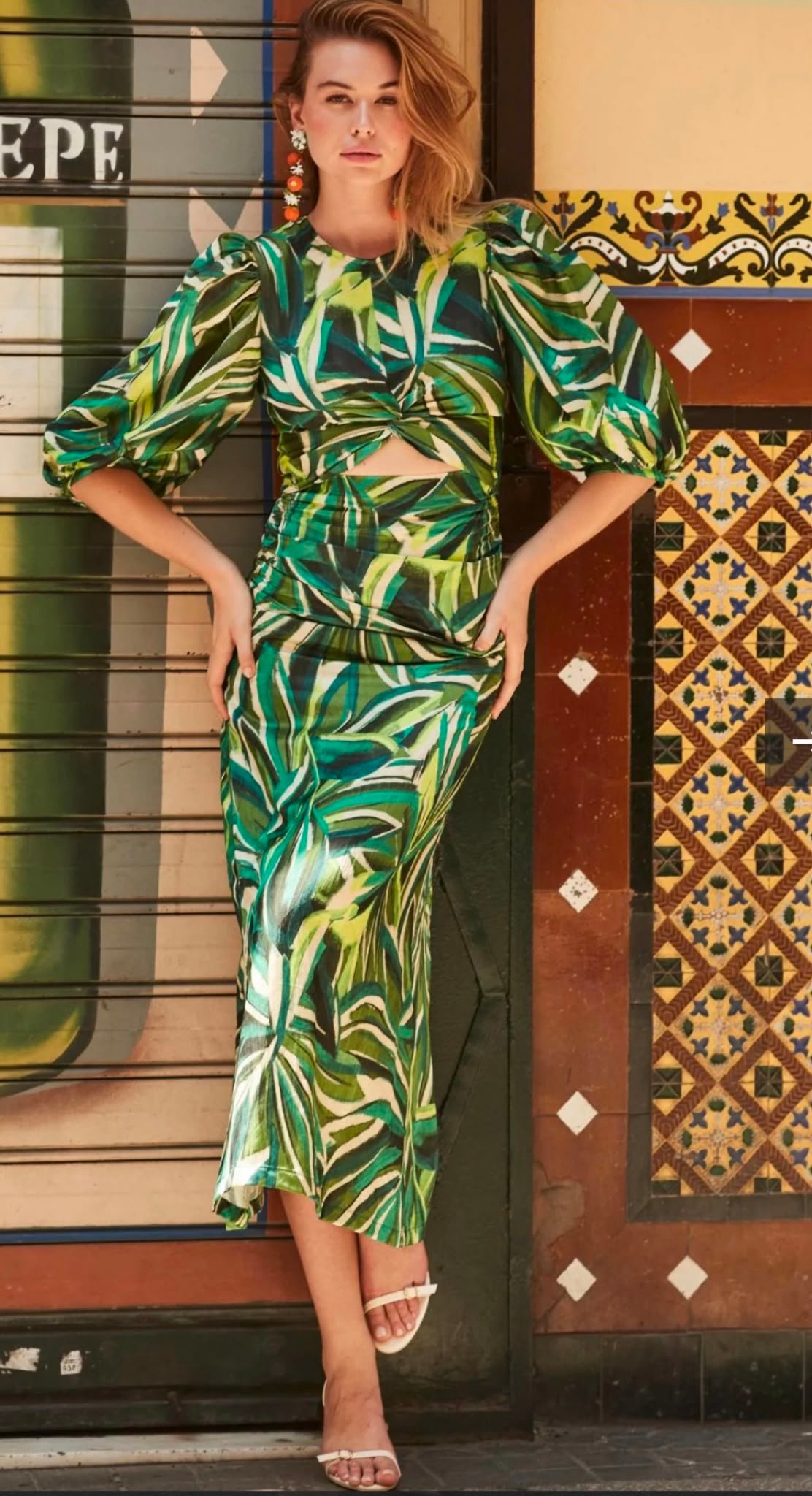 Conjunto tropical Panambi con cut-out